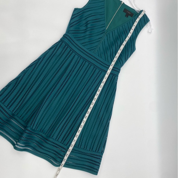 J.Crew Holiday Green Eyelet Dress size 2 - Picture 10 of 11